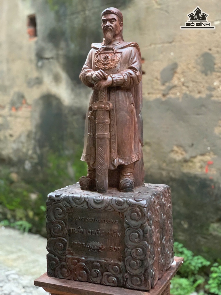 tuong-tran-quoc-tuan-go-trac-cao-67-ngang-27-sau-21-cm-15kg-473496