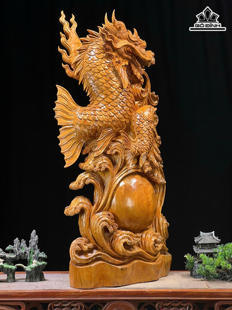 tuong-ca-chep-hoa-rong-go-ngoc-am-cao-90-ngang-40-sau-16-cm-473582