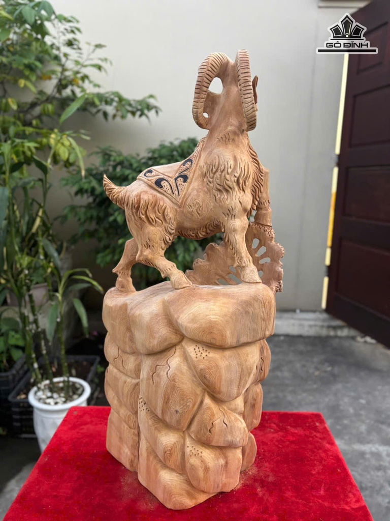 tuong-nhat-duong-go-ngoc-am-cao-72-ngang-31-sau-20-cm-473690