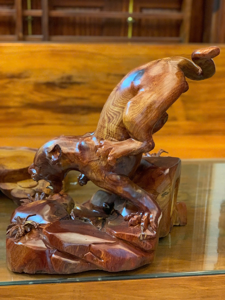 tuong-bao-san-moi-go-cam-cao-54-ngang-52-sau-38-cm-473875