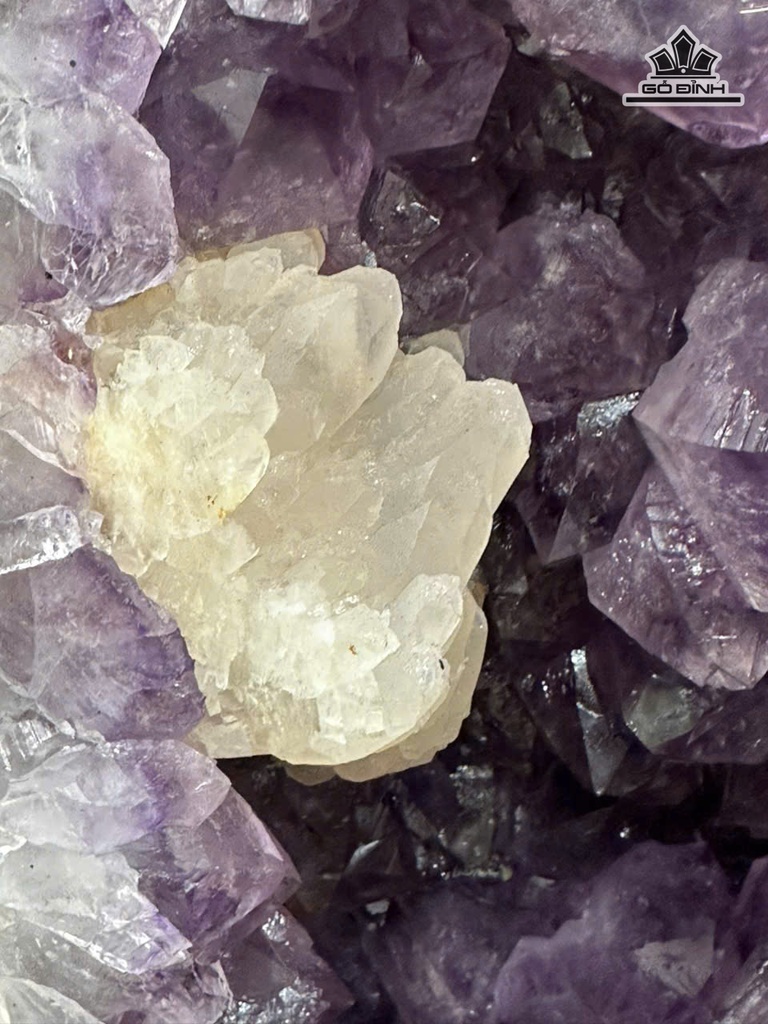 hoc-da-thach-anh-tim-cao-46-ngang-29-sau-21-cm-nang-295kg-473891