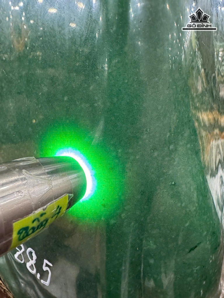 tac-pham-da-thach-anh-xanh-cao-58-ngang-38-sau-23-cm-cao-ca-de-88-cm-nang-885kg-473906