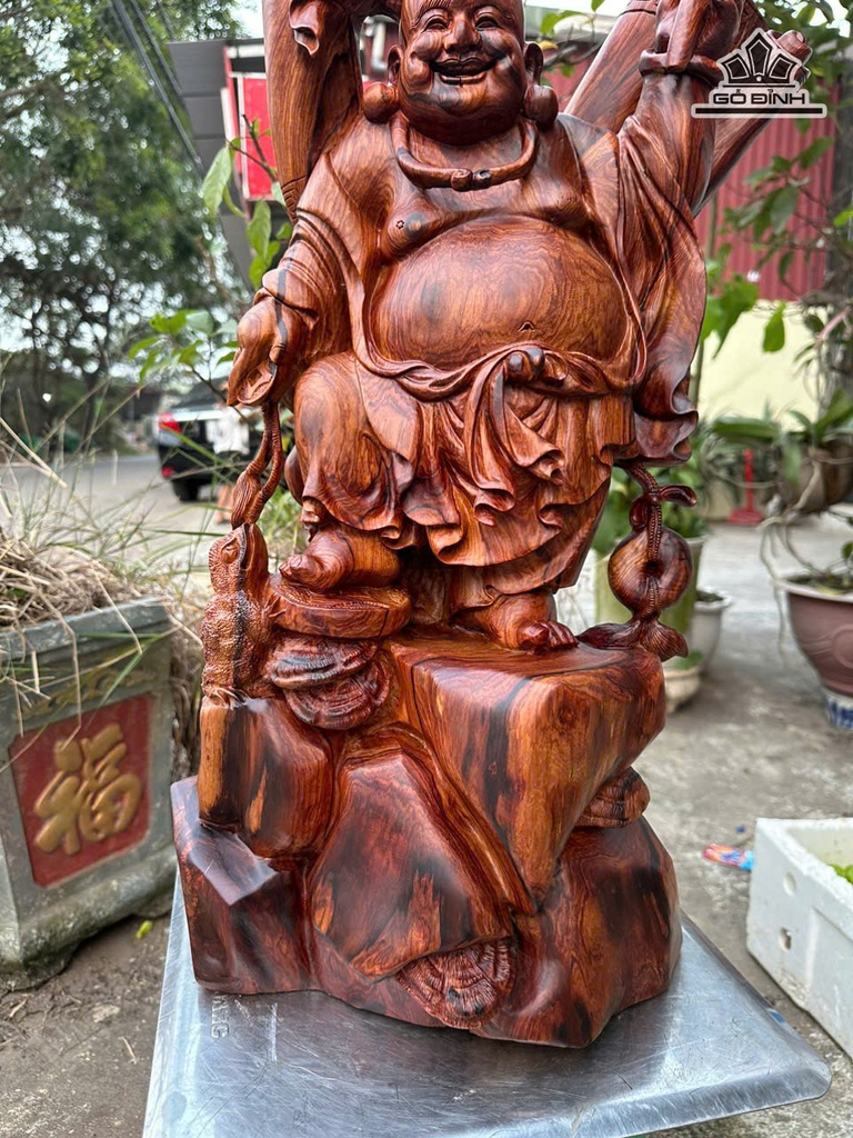 tuong-phat-di-lac-go-cam-cao-68-ngang-32-sau-22-cm-474059