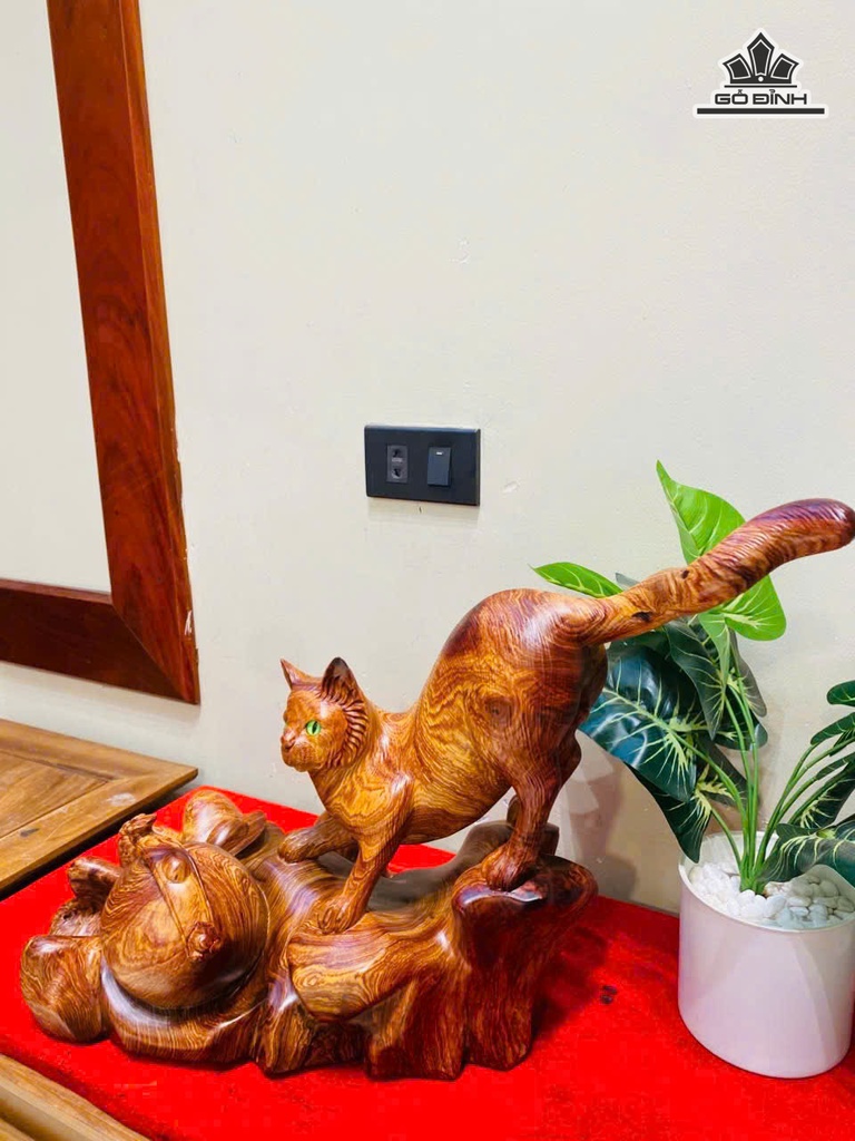 tuong-meo-go-cam-cao-28-ngang-55-sau-26-cm-474103