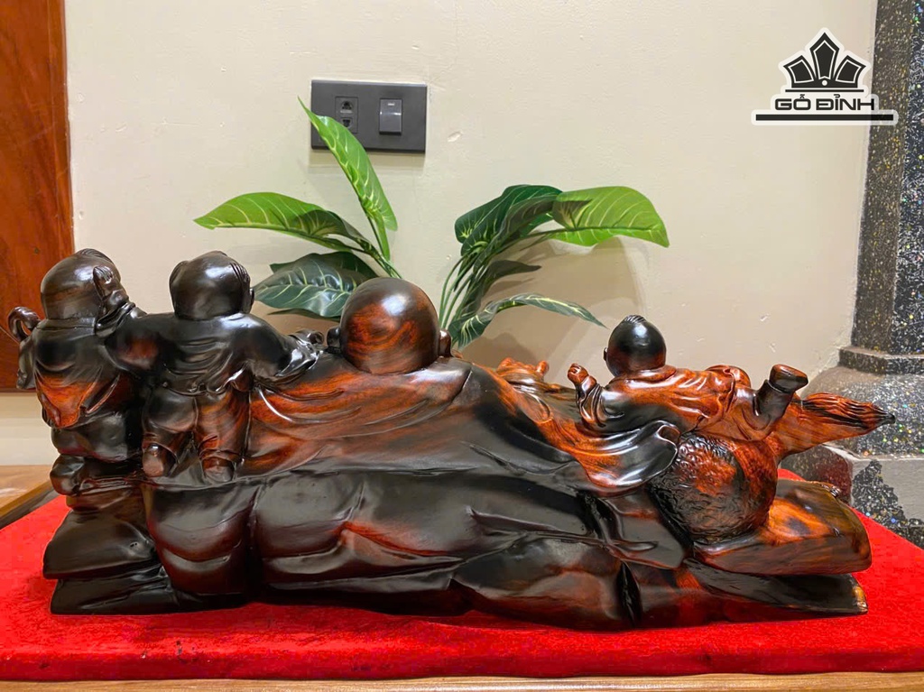 tuong-phat-di-lac-tam-phuc-go-cam-cao-23-ngang-52-sau-17-cm-474117