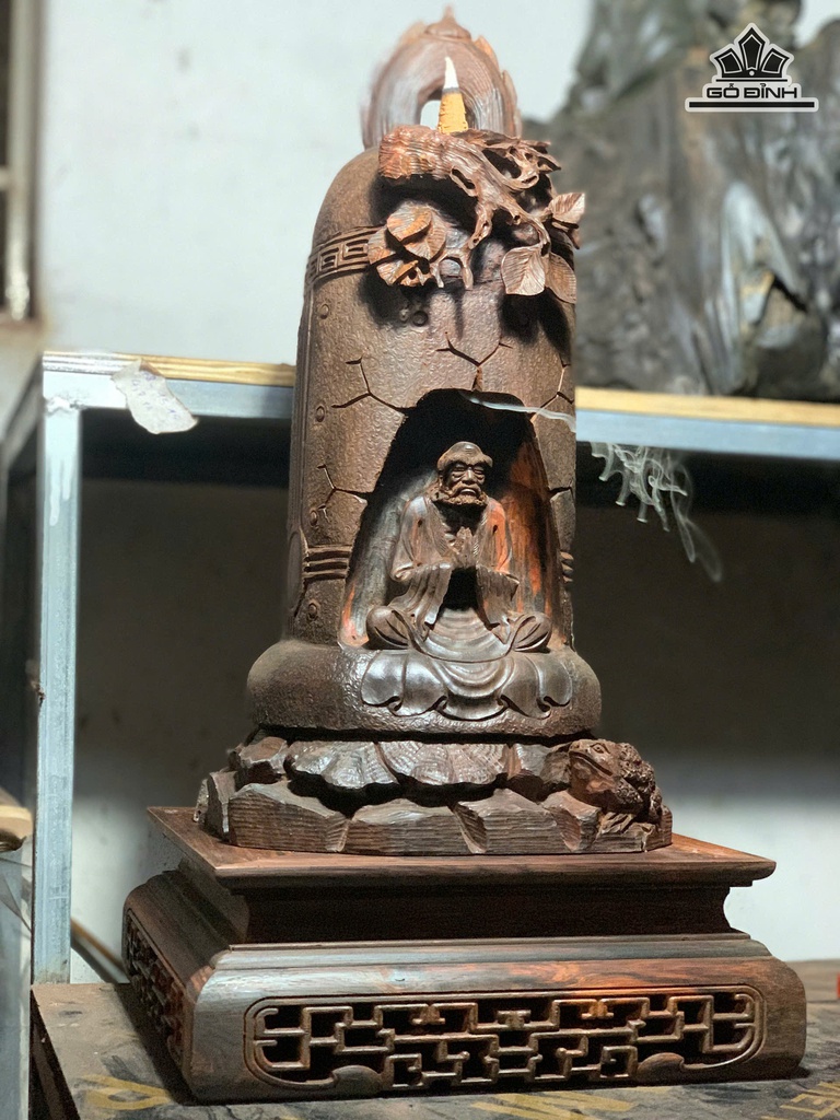 tuong-dat-ma-giac-ngo-go-trac-cao-43-ngang-22-sau-21-cm-5kg-ky-cao-25-x-25-x-9-cm-474147