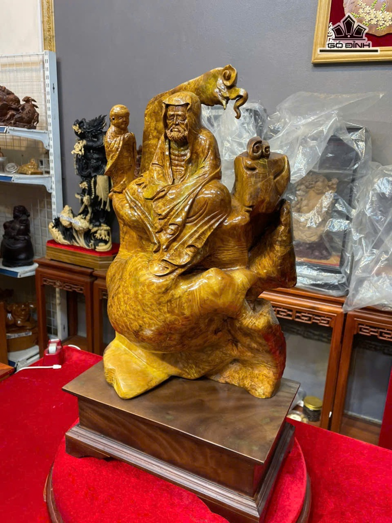 tuong-dat-ma-su-to-go-nu-khao-cao-58-ngang-34-sau-5-cm-474190