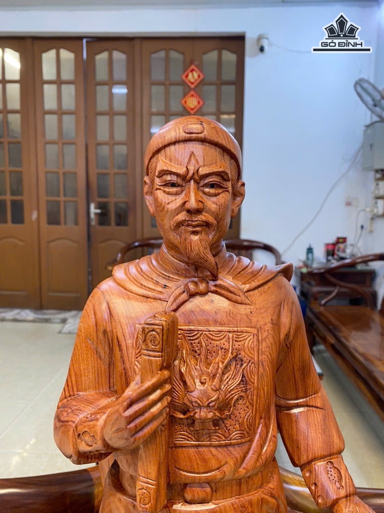 tuong-tran-quoc-tuan-go-huong-cao-80-ngang-25-sau-21-cm-474357