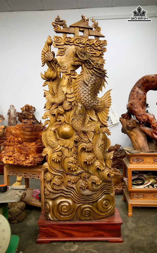 tuong-ca-chep-hoa-rong-go-doi-cao-175-ngang-60-sau-19-cm-474451