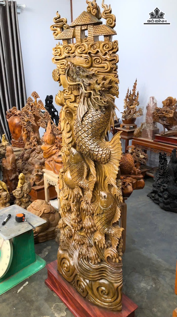 tuong-ca-chep-hoa-rong-go-doi-cao-175-ngang-60-sau-19-cm-474453