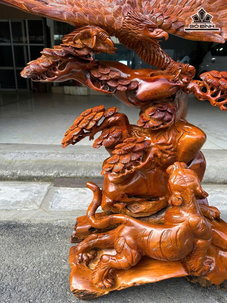 tuong-anh-hung-tuong-ngo-go-huong-cao-90-ngang-63-sau-30-cm-475054