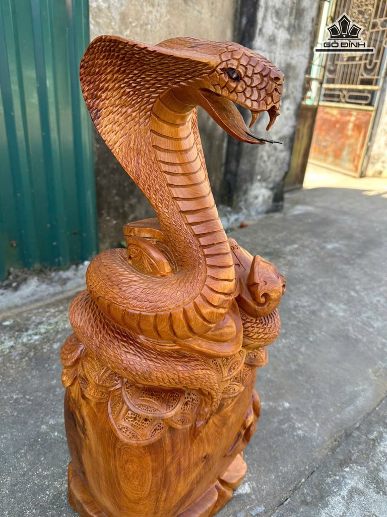 tuong-ran-phong-thuy-go-huong-cao-62-ngang-25-sau-20-cm-475137