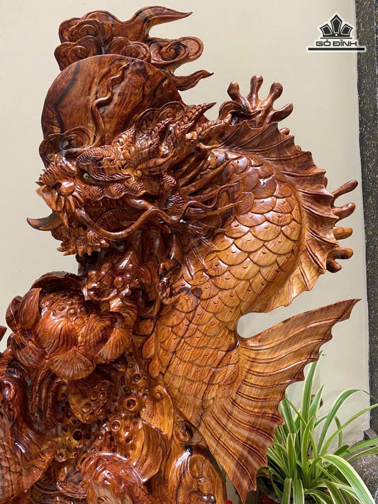 tuong-ca-chep-hoa-rong-go-cam-cao-74-ngang-60-sau-21-cm-475315