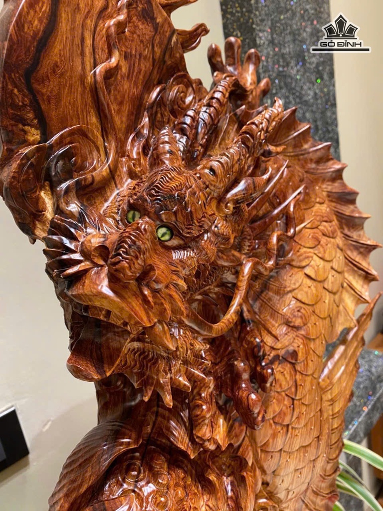 tuong-ca-chep-hoa-rong-go-cam-cao-74-ngang-60-sau-21-cm-475318