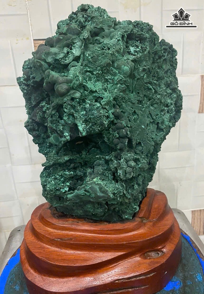 tac-pham-da-malachite-cao-33-cm-93kg-475752
