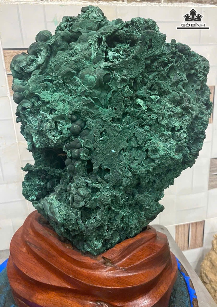 tac-pham-da-malachite-cao-33-cm-93kg-475754