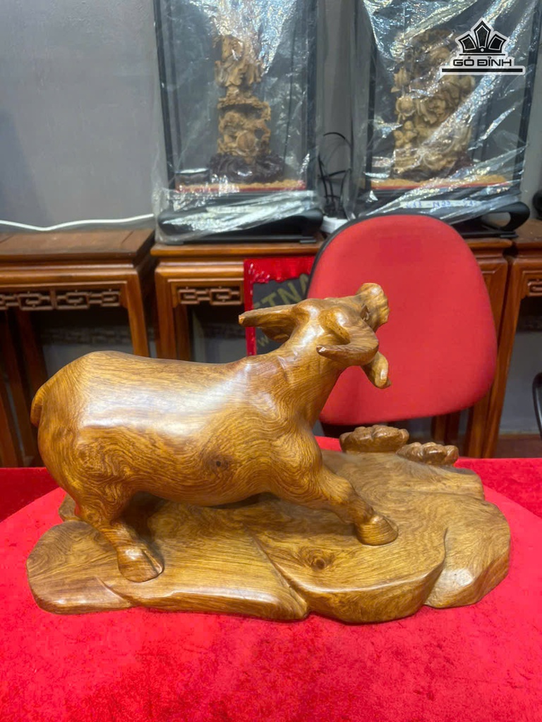 tuong-trau-go-huong-cao-20-ngang-35-sau-17-cm-475837