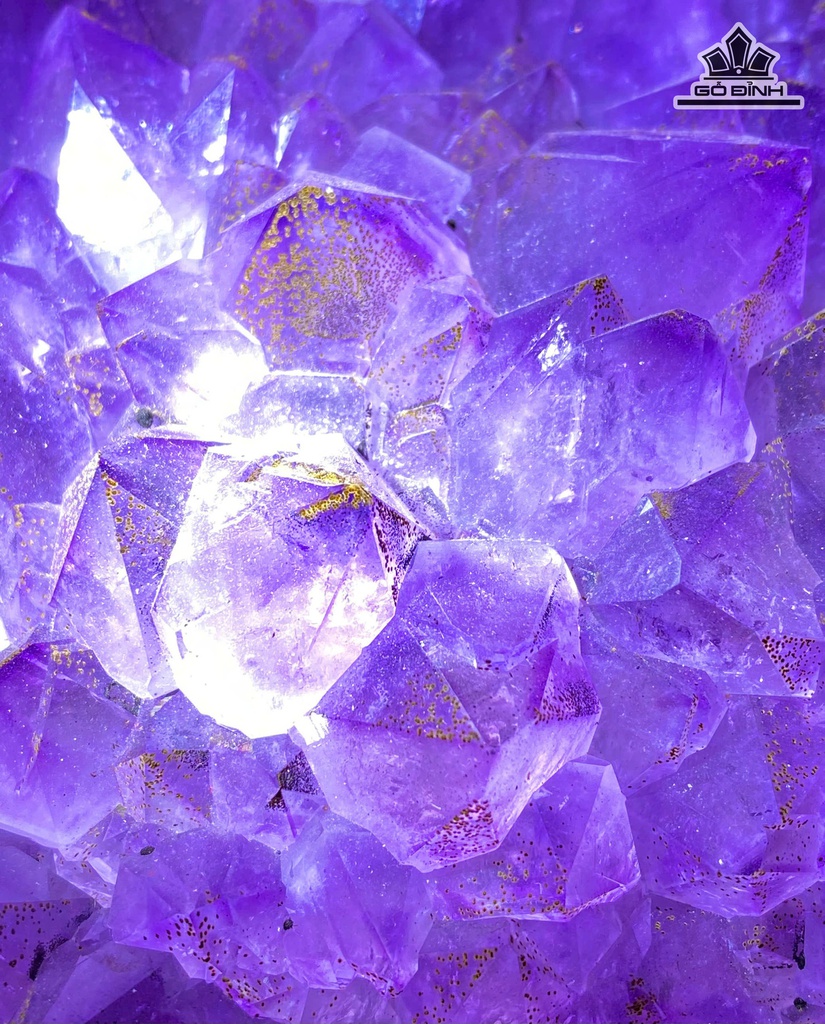 khoi-tinh-the-thach-anh-tim-da-39-x-24-x-19cm-len-de-55cm-475847