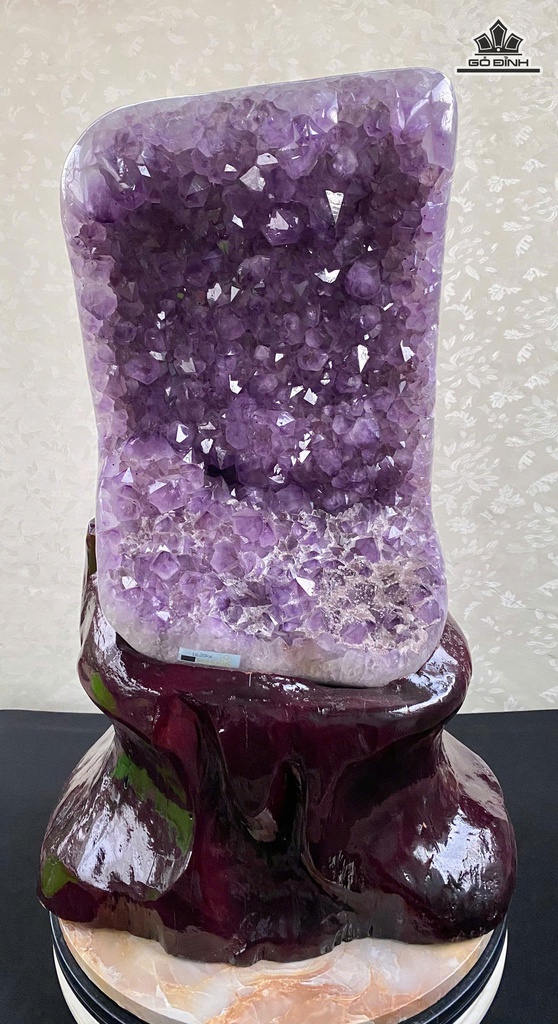 khoi-tinh-the-thach-anh-tim-da-39-x-24-x-19cm-len-de-55cm-475849