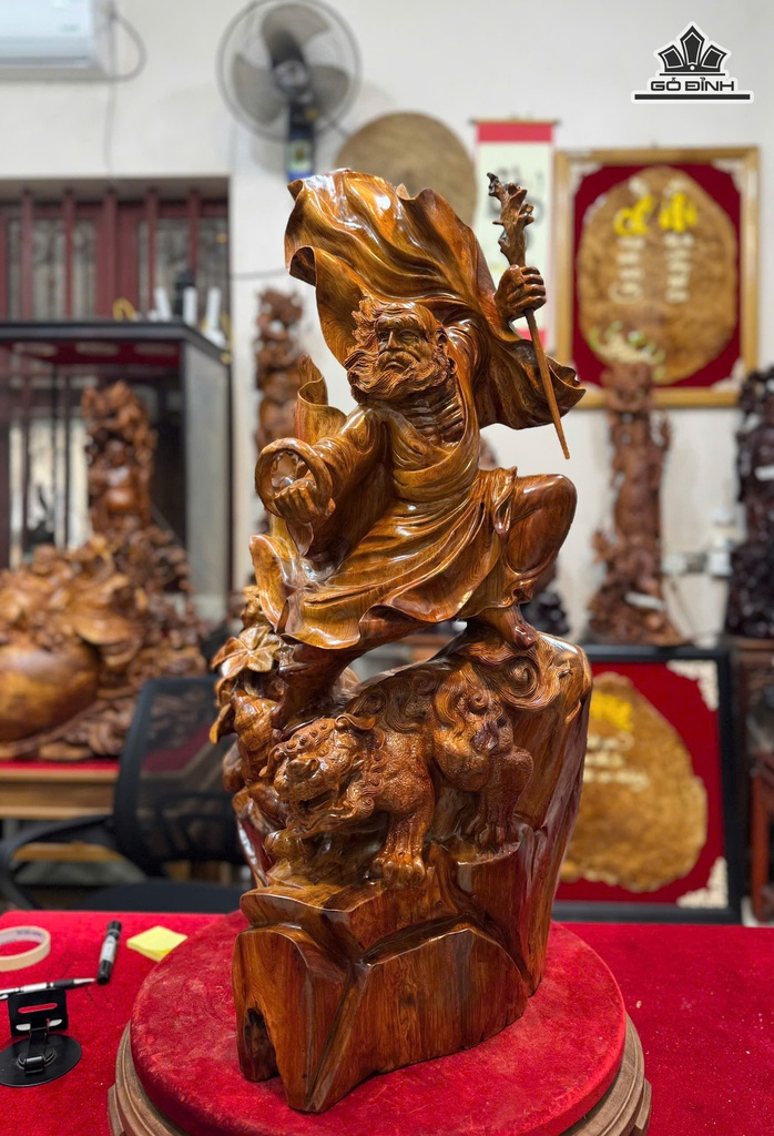 tuong-dat-ma-mua-vo-thuan-nghe-go-huong-cao-86-ngang-50-sau-42-cm-476473