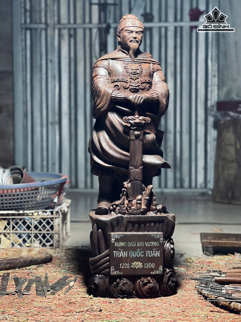 tuong-tran-quoc-tuan-go-trac-cao-70-ngang-22-sau-19-cm-476608