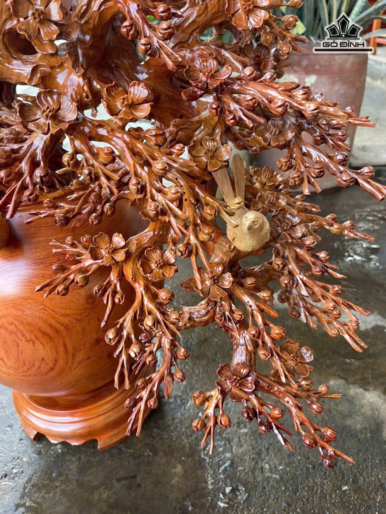 binh-hoa-mai-go-huong-cao-83-ngang-65-sau-40-cm-476613