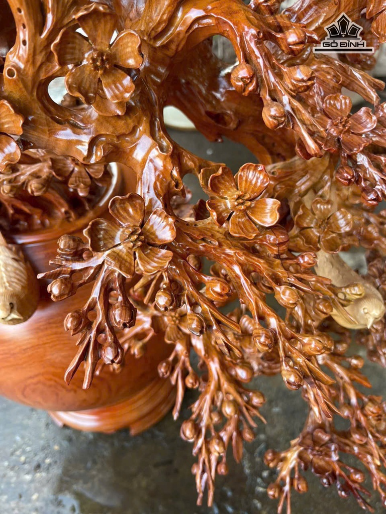 binh-hoa-mai-go-huong-cao-83-ngang-65-sau-40-cm-476616