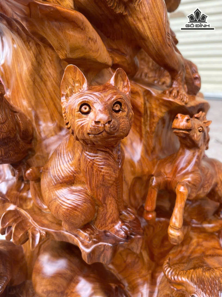 bo-12-con-giap-go-huong-cao-78-ngang-50-sau-35-cm-476622