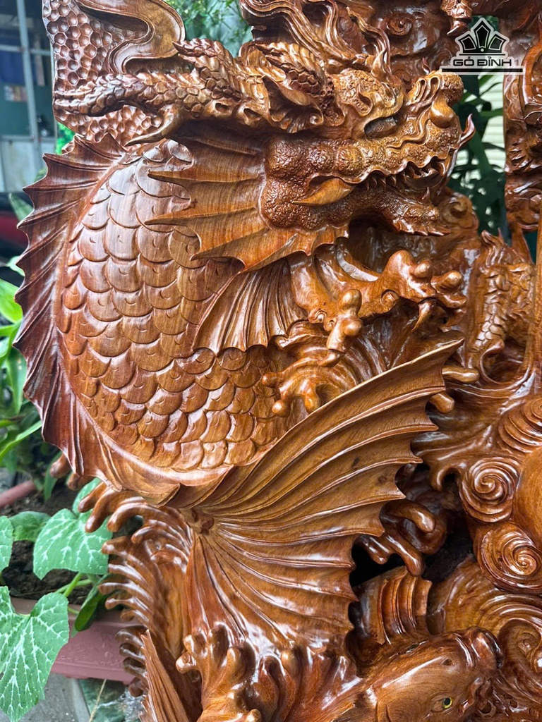 tuong-ca-chep-hoa-rong-go-huong-cao-118-ngang-90-sau-52-cm-476630