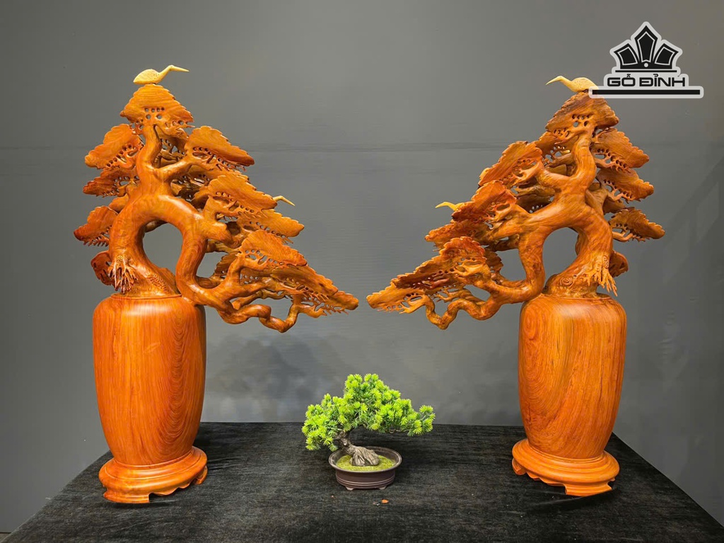 cap-tung-hac-dien-nien-go-huong-cao-83-ngang-79-sau-29-cm-duong-kinh-21-cm-476901