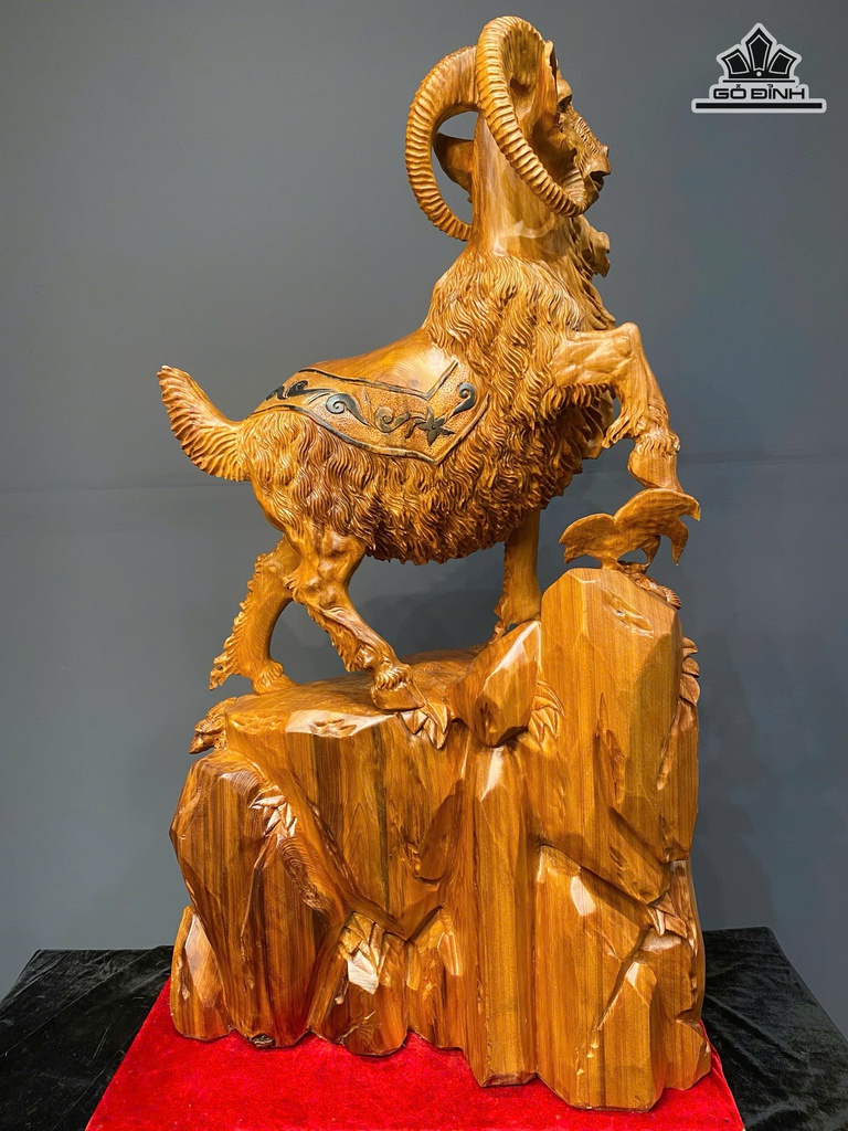 tuong-nhat-duong-go-ngoc-am-cao-122-ngang-68-sau-36-cm-476911