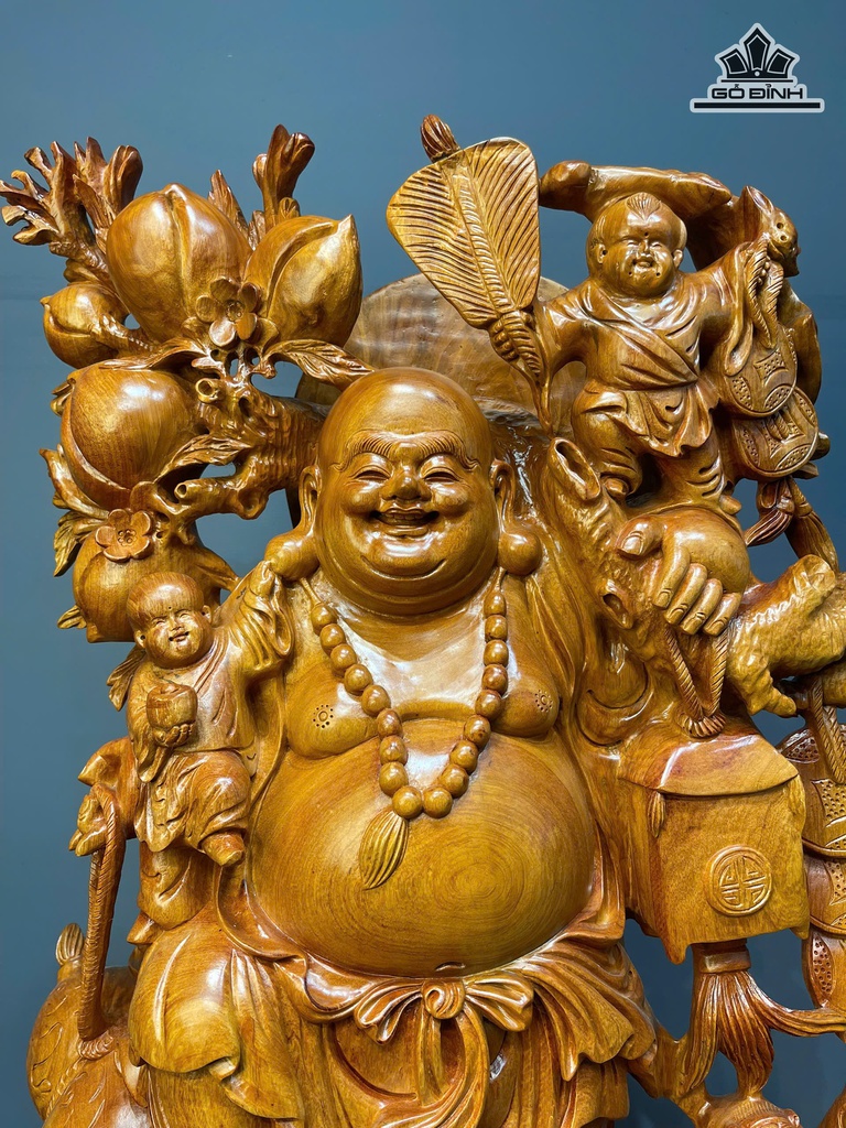 tuong-phat-di-lac-vac-canh-dao-go-huong-cao-126-ngang-72-sau-55-cm-476950