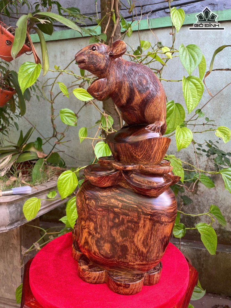 tuong-chuot-phong-thuy-go-cam-cao-50-ngang-32-sau-23-cm-476974
