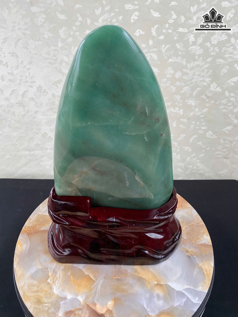 nui-ngoc-dong-linh-aventurine-tu-nhien-462kg-da-462kg-286x185x85cm-de-196kg-len-de-cao-36-cm-477061