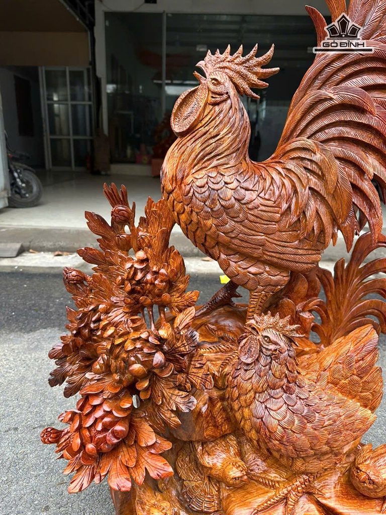 tuong-gia-dinh-ga-go-huong-cao-108-ngang-65-sau-40-cm-477172