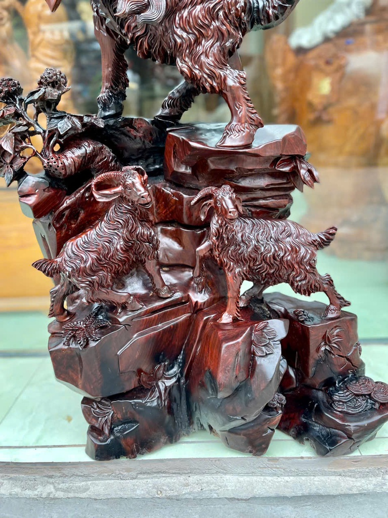 tuong-tam-duong-khai-thai-go-trac-cao-81-ngang-45-sau-26-cm-477300