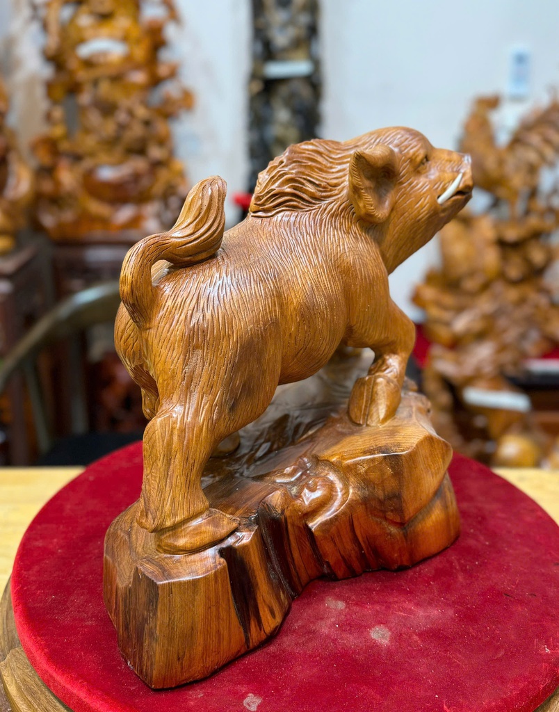 tuong-lon-rung-go-ngoc-am-cao-43-ngang-36-sau-24-cm-477480