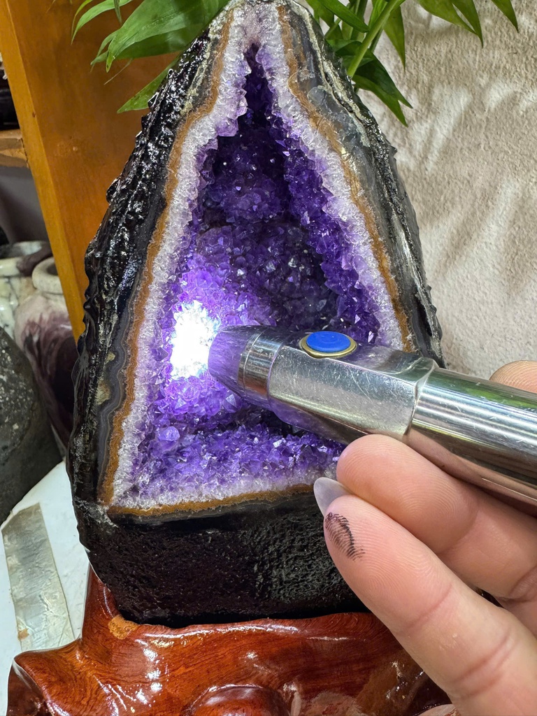 hoc-da-thach-anh-tim-cao-ca-de-27-ngang-12-sau-13-cm-45kg-477525