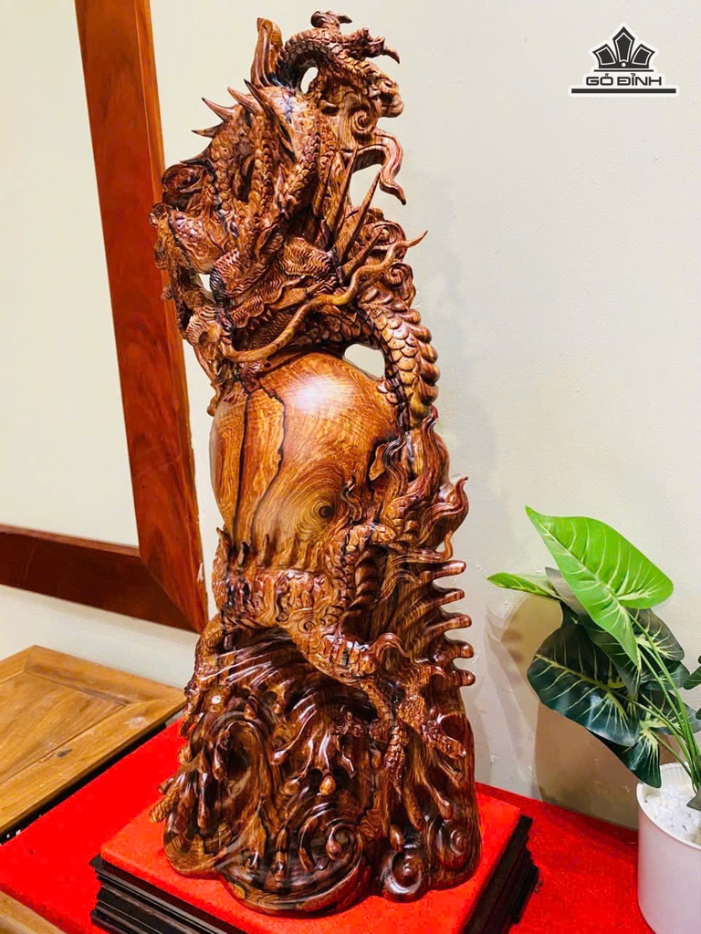 tuong-nhat-long-go-cam-cao-70-ngang-29-sau-22-cm-477644