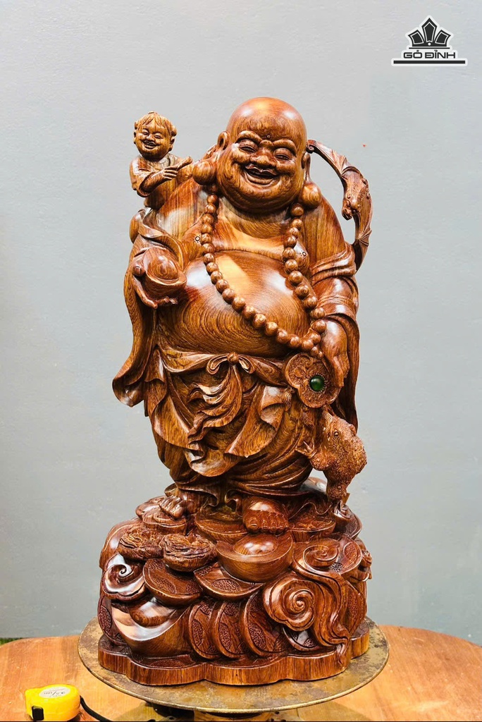 tuong-phat-di-lac-hoan-hy-go-huong-cao-60-ngang-30-sau-24-cm-477657