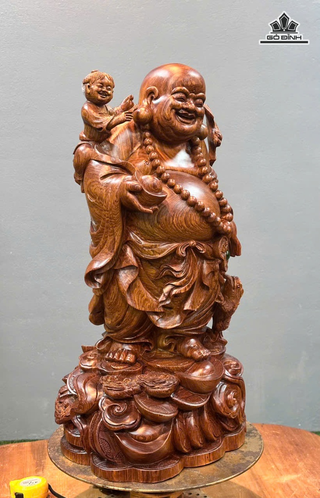 tuong-phat-di-lac-hoan-hy-go-huong-cao-60-ngang-30-sau-24-cm-477661