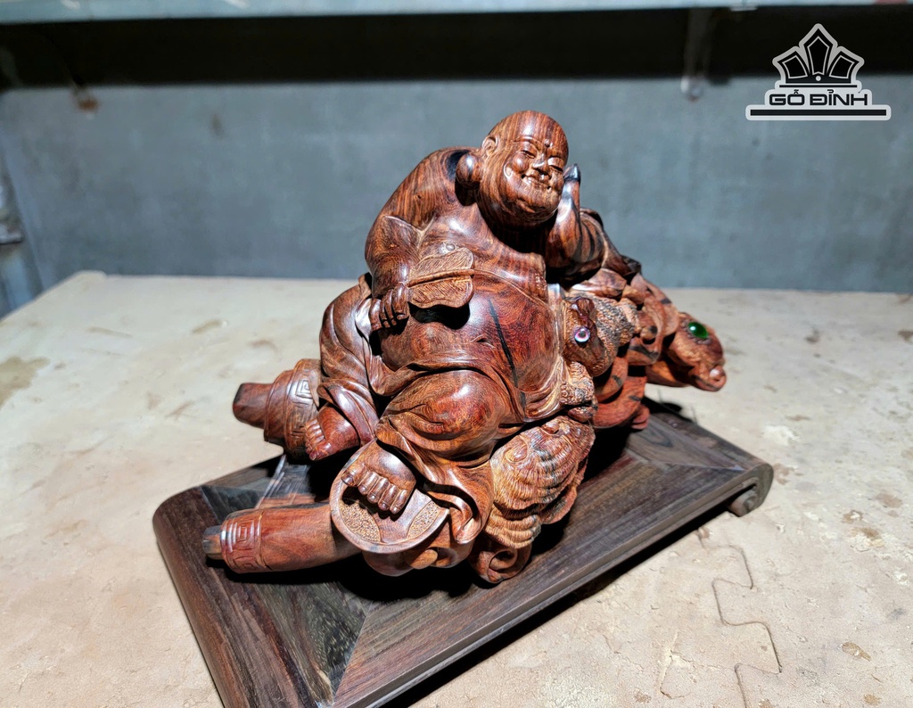 tuong-phat-di-lac-ngoi-gay-nhu-y-go-trac-cao-185-ngang-185-sau-15-cm-477775