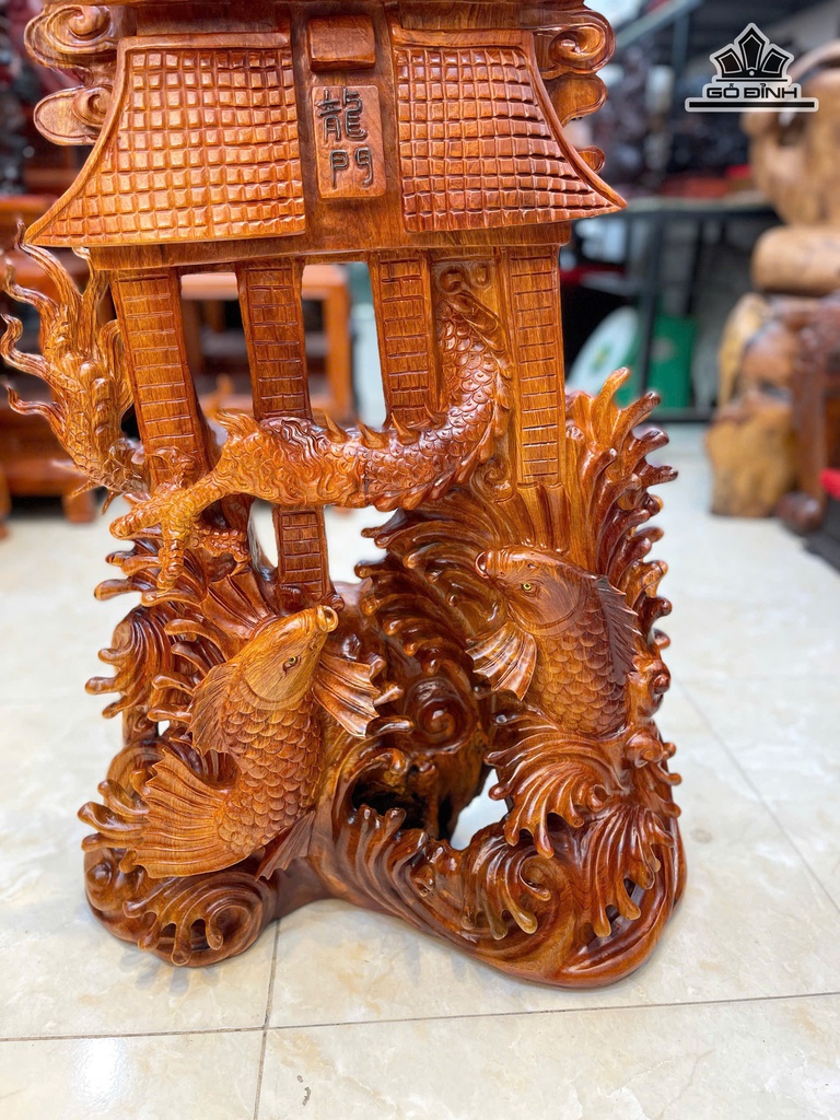 tuong-rong-vuot-long-mon-go-huong-cao-118-ngang-55-sau-30-cm-477815