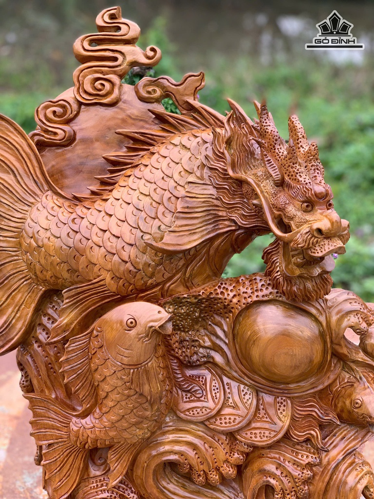 tuong-ca-chep-hoa-rong-go-xa-xi-cao-66-ngang-46-sau-20-cm-477840