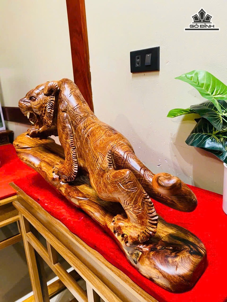 tuong-ho-phong-thuy-go-cam-cao-33-ngang-65-sau-23-cm-477982