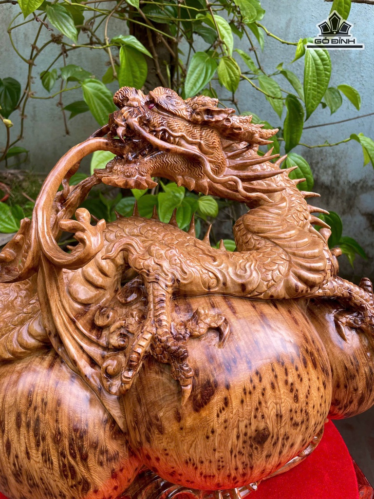 tuong-rong-nhat-long-go-nu-ngoc-am-cao-39-ngang-43-sau-25-cm-478084