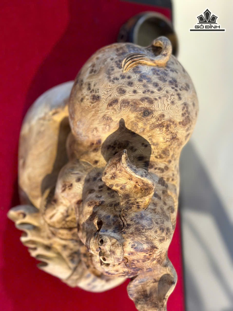 tuong-heo-go-nu-ngoc-am-cao-20-ngang-26-sau-17-cm-478303