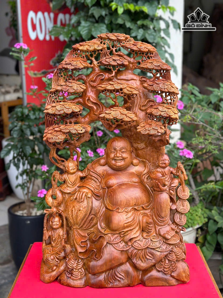 tuong-phat-di-lac-ngoi-goc-cay-tung-go-huong-cao-68-ngang-46-sau-25-cm-478315