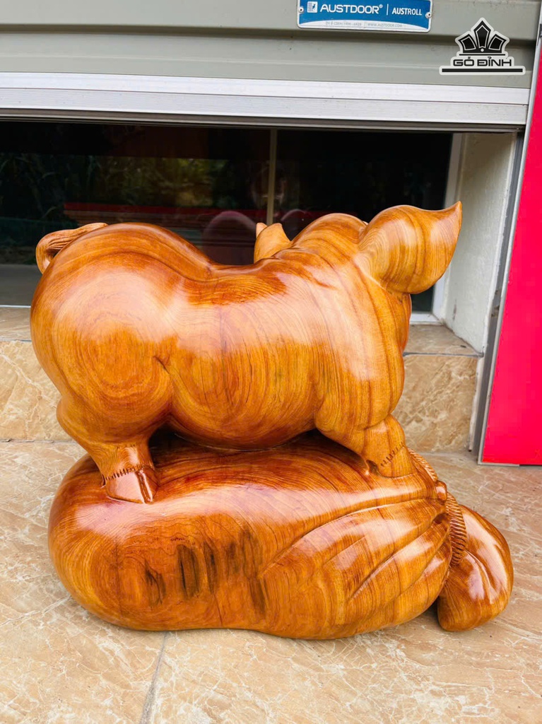 tuong-heo-go-ngoc-am-cao-39-ngang-43-sau-23-cm-16kg-478392