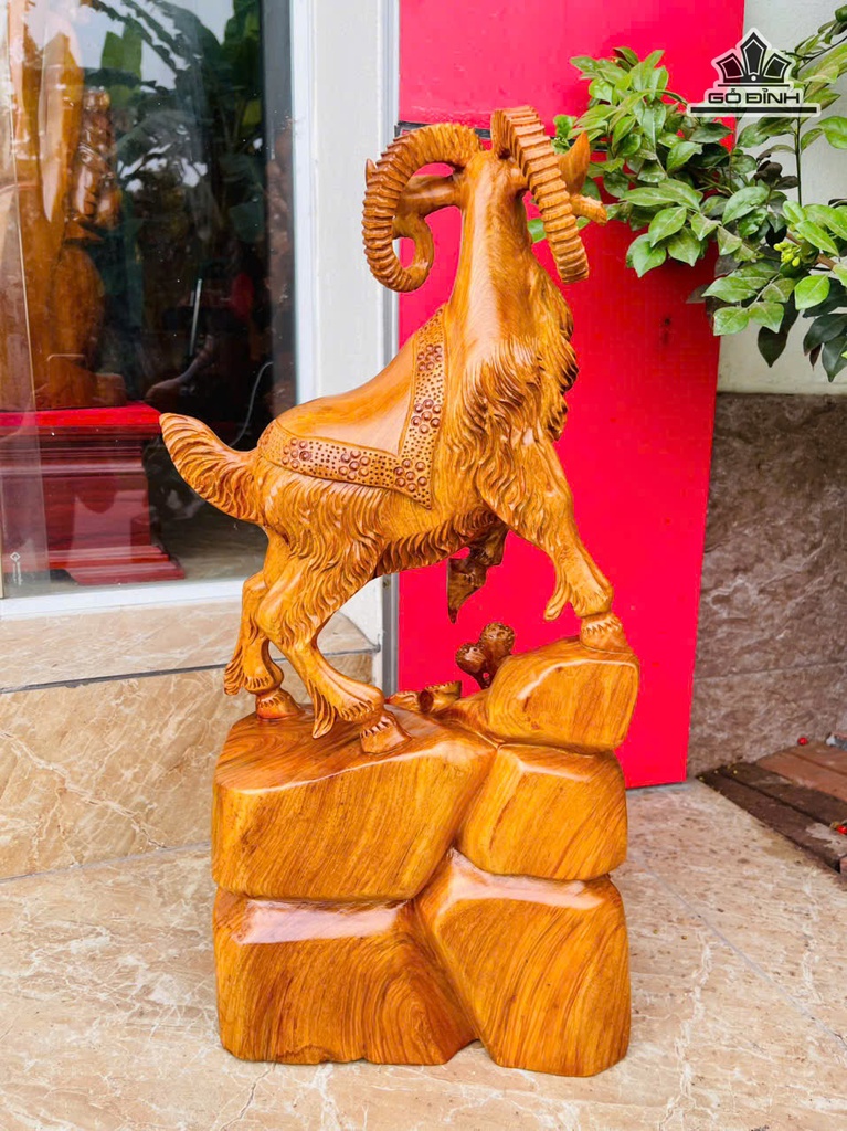 tuong-nhat-duong-go-huong-cao-55-ngang-26-sau-14-cm-478432